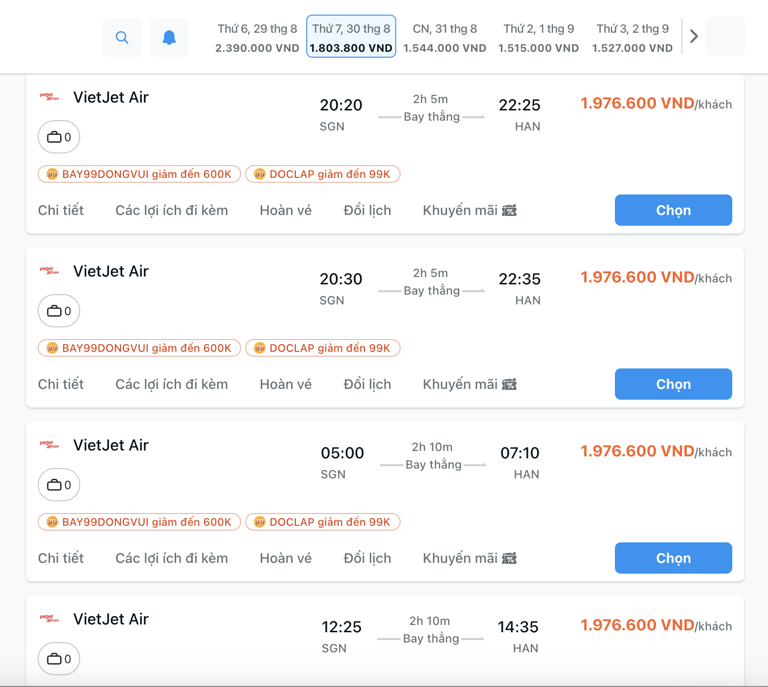 Bất ngờ giá vé máy bay từ TP HCM đi Hà Nội trước lễ diễu binh, diễu hành - Ảnh 2