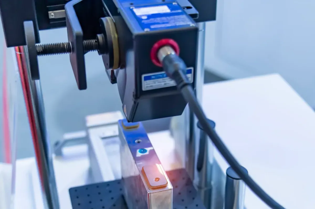 Pin tự phục hồi: Bước tiến có thể cách mạng hóa ngành xe điện - Ảnh 1