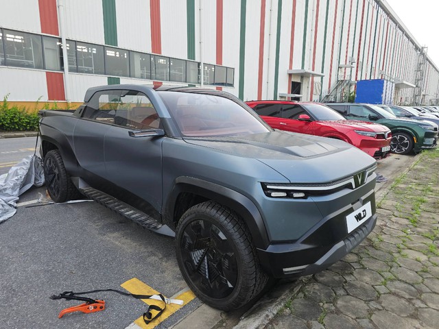 Bán tải điện VinFast VF Wild bất ngờ tái xuất: Một điểm khác hoàn toàn chiếc xe từng được trưng bày - Ảnh 1