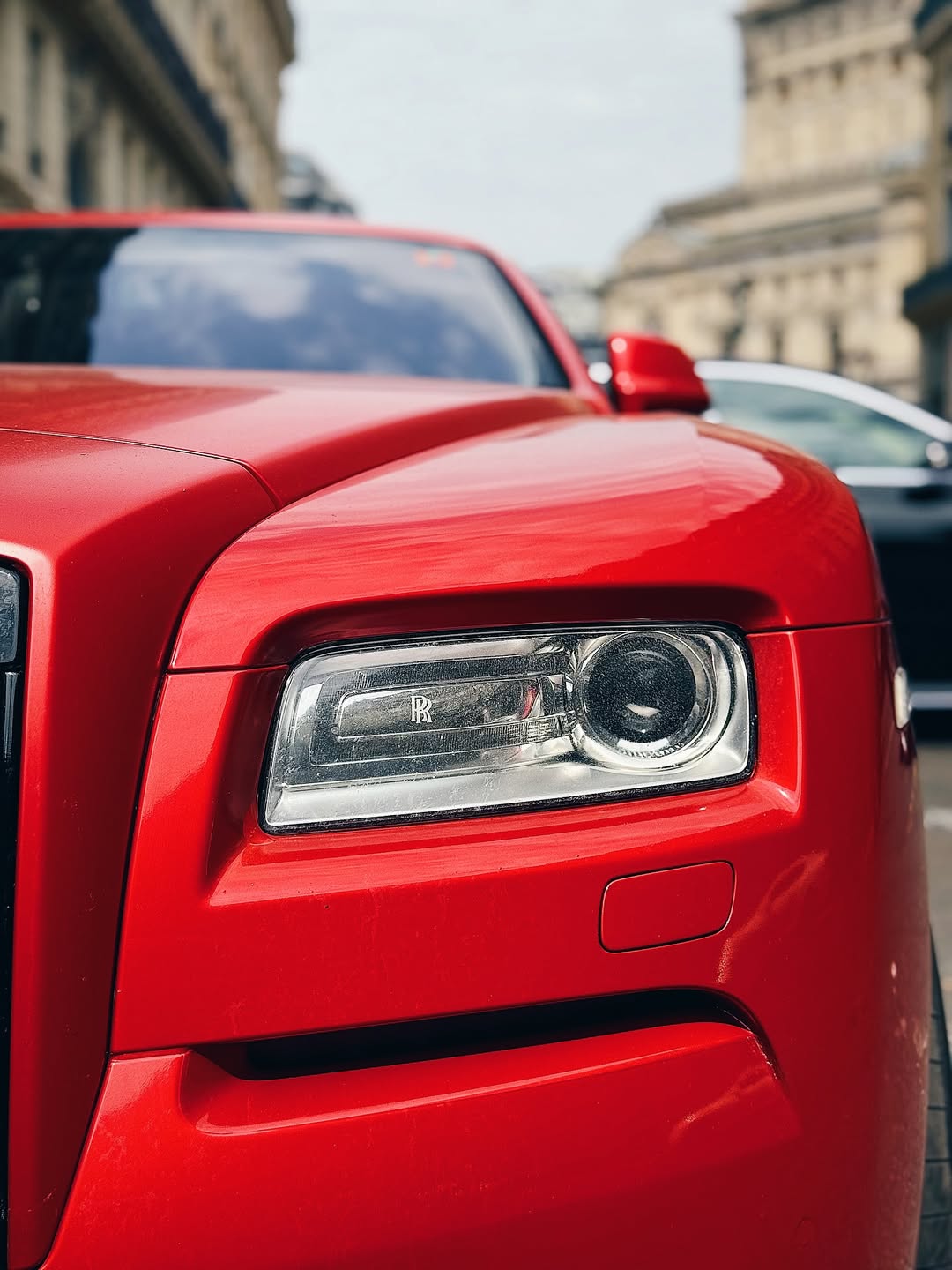 Xe Rolls-Royce 'cờ đỏ sao vàng' ở châu Âu hút 20.000 lượt tương tác, nhiều người hỏi: Sao chỉ có 3 bánh? - Ảnh 8