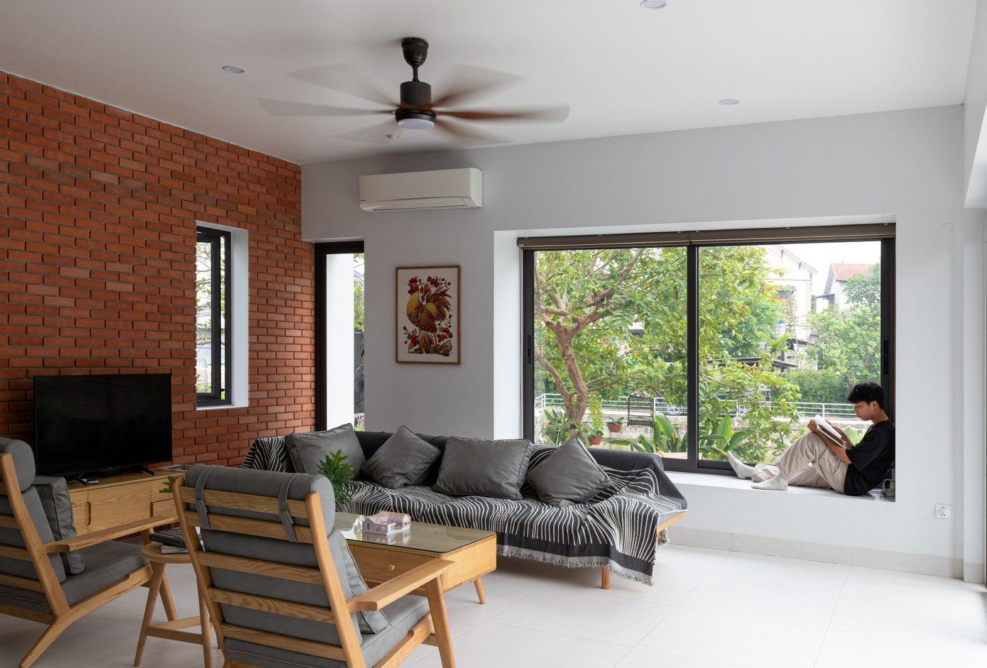 Thiết kế nhà cấp 4 hiện đại vẫn giữ được vườn và ao phía trước - Ảnh 6