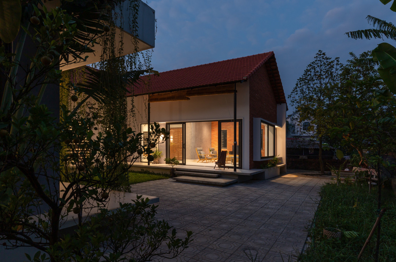 Thiết kế nhà cấp 4 hiện đại vẫn giữ được vườn và ao phía trước - Ảnh 12