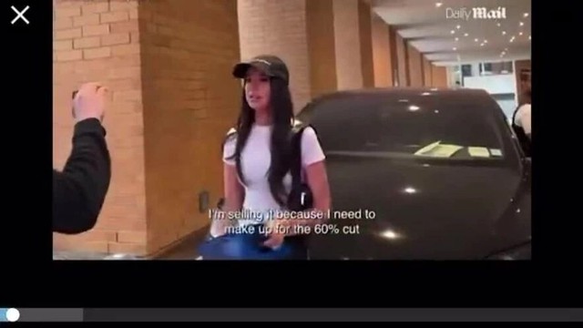 Sinh con cho tỷ phú giàu nhất thế giới, nữ tác giả Mỹ vẫn than túng thiếu, bán cả xe Tesla để nuôi con - Ảnh 2