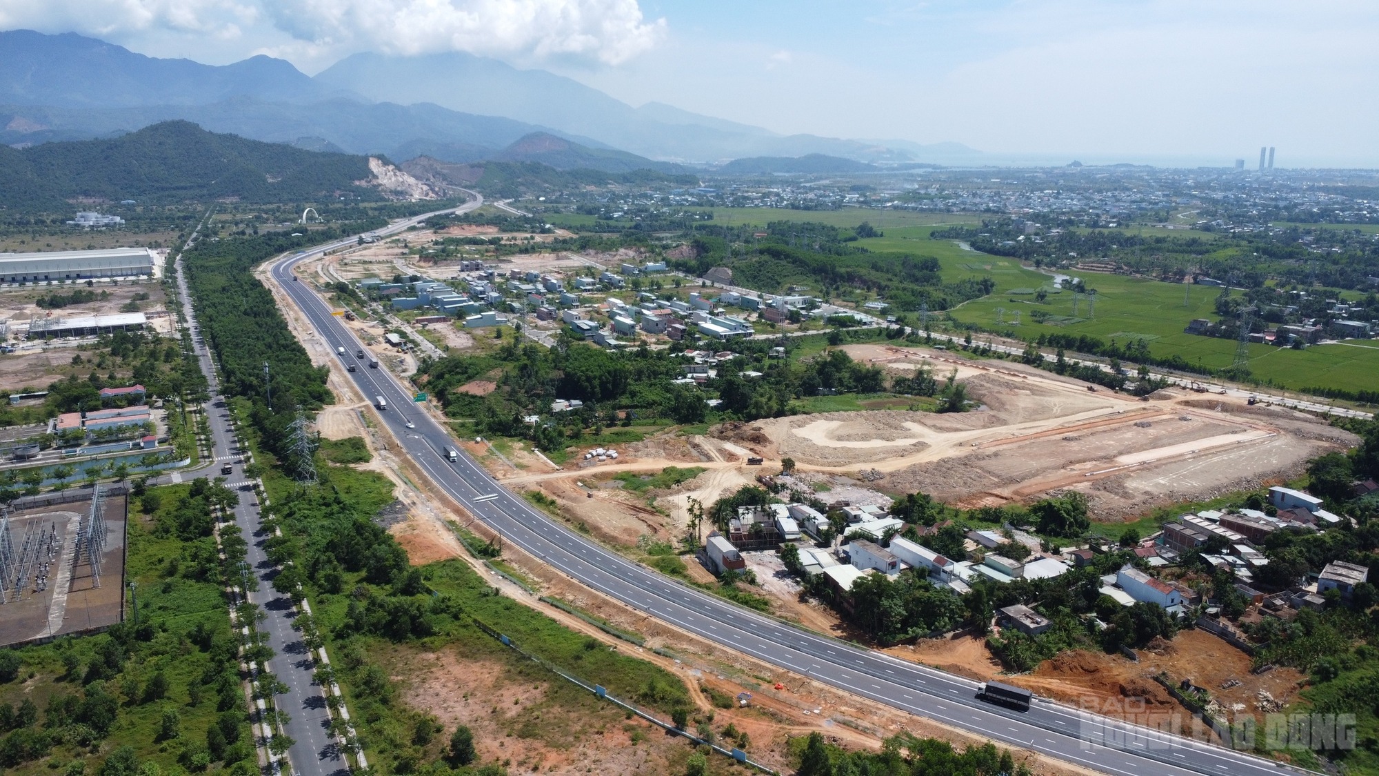 Hôm nay 19-8, thông tuyến cao tốc Bắc - Nam từ Hà Nội đến Đà Nẵng dài khoảng 750 km - Ảnh 2