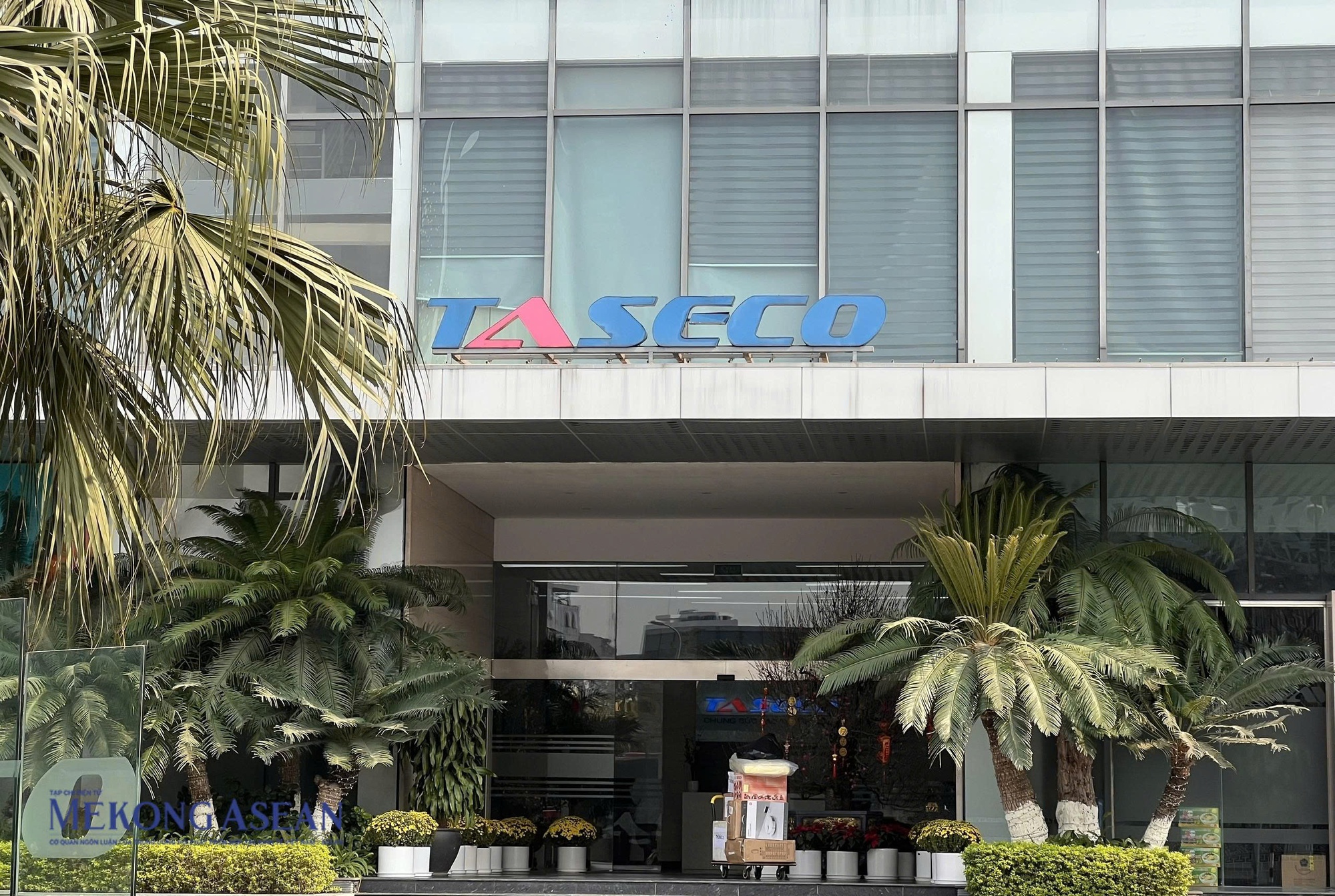 Taseco Land lấy ý kiến cổ đông về kế hoạch chào bán hơn 48 triệu cổ phiếu riêng lẻ - Ảnh 1