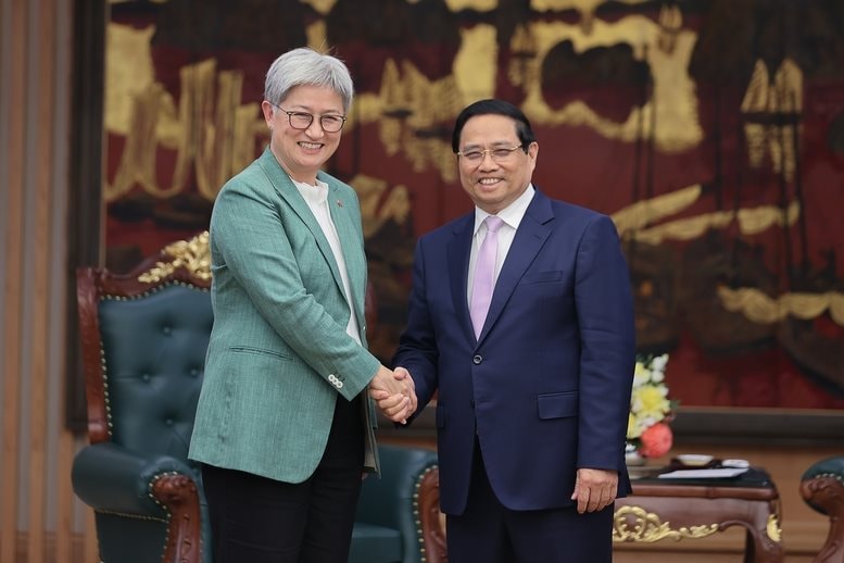 Loại quả được mệnh danh là "nữ hoàng đỏ thắm" đổ bộ vào VN, vận chuyển bằng máy bay sau 72 giờ thu hái - Ảnh 3