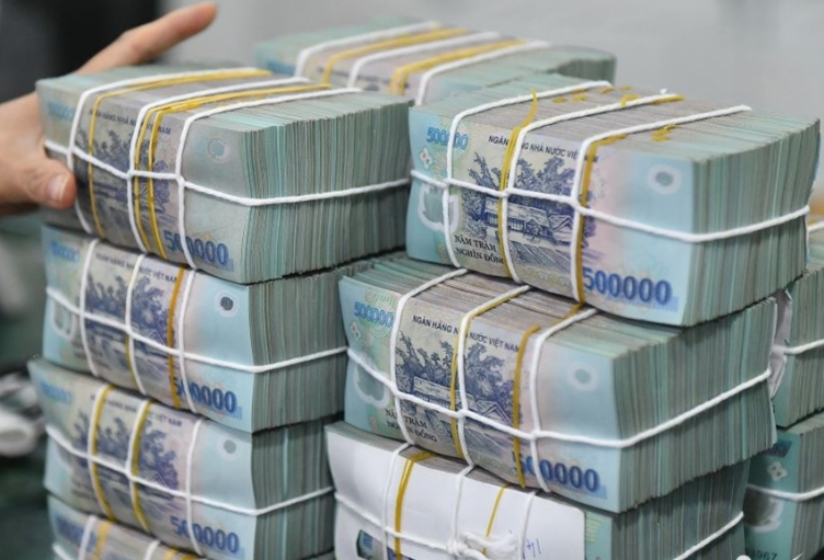 TP HCM chi hơn 1.010 tỉ đồng tặng mỗi người dân 100.000 đồng - Ảnh 1