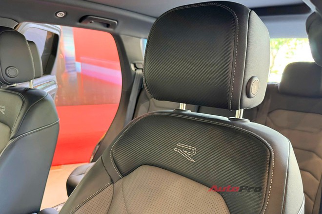 VW Touareg thêm 2 bản mới, đã về đại lý: Giá tới gần 3,4 tỷ đồng nhưng vẫn rẻ hơn Audi Q7 cả trăm triệu đồng, chưa có ADAS - Ảnh 8