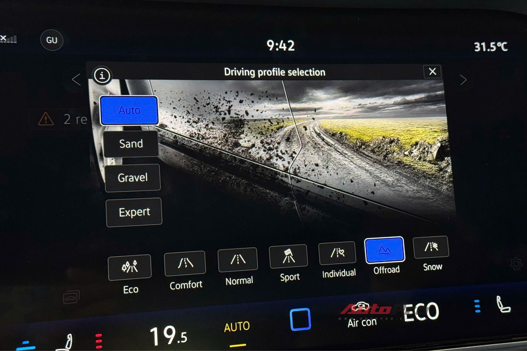 VW Touareg thêm 2 bản mới, đã về đại lý: Giá tới gần 3,4 tỷ đồng nhưng vẫn rẻ hơn Audi Q7 cả trăm triệu đồng, chưa có ADAS - Ảnh 19