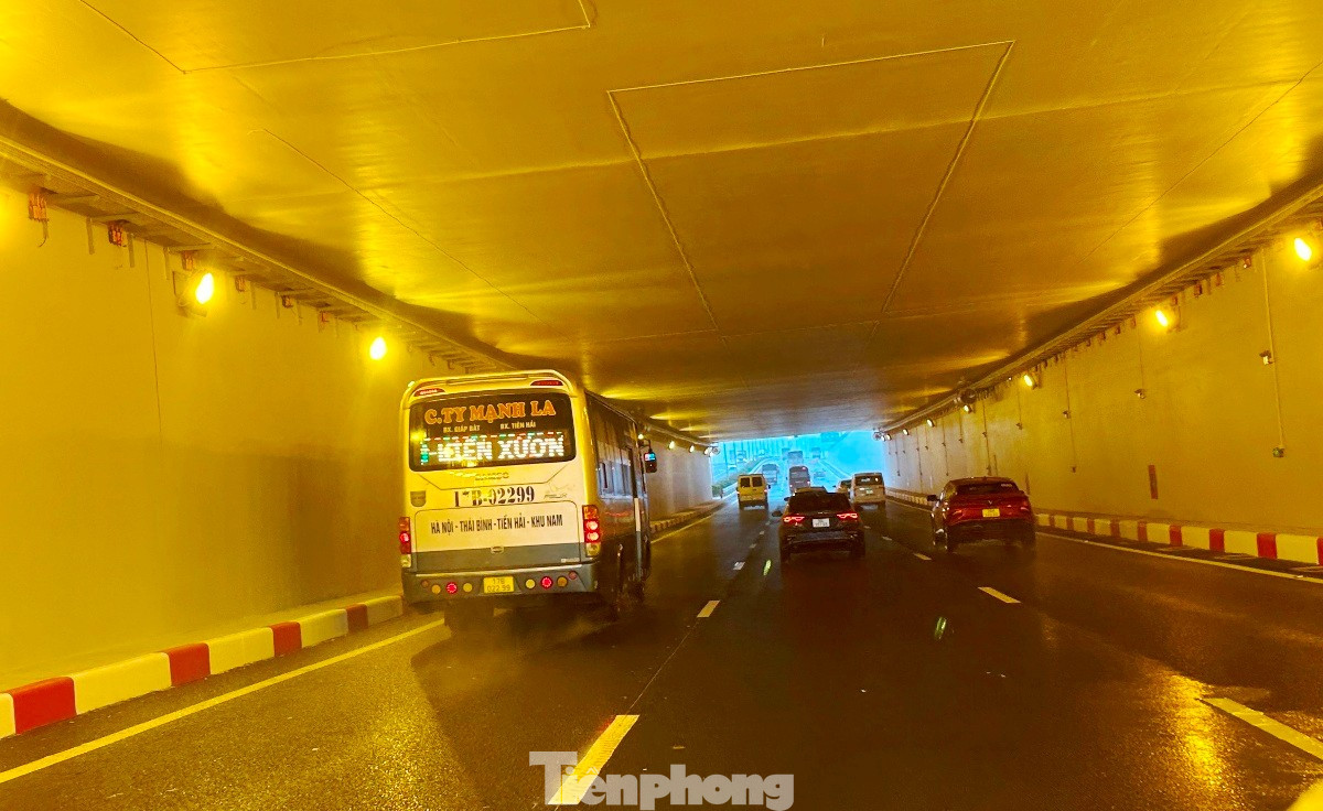 Hình ảnh xe qua nút giao ngầm trên cao tốc Cầu Giẽ - Ninh Bình vừa vận hành - Ảnh 2
