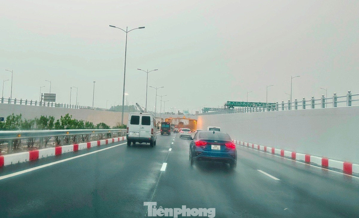 Hình ảnh xe qua nút giao ngầm trên cao tốc Cầu Giẽ - Ninh Bình vừa vận hành - Ảnh 4
