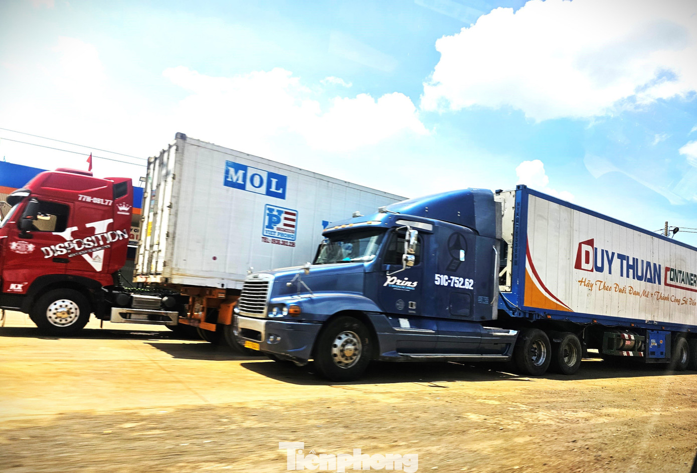 Xe container rồng rắn đi thu mua sầu riêng - Ảnh 11