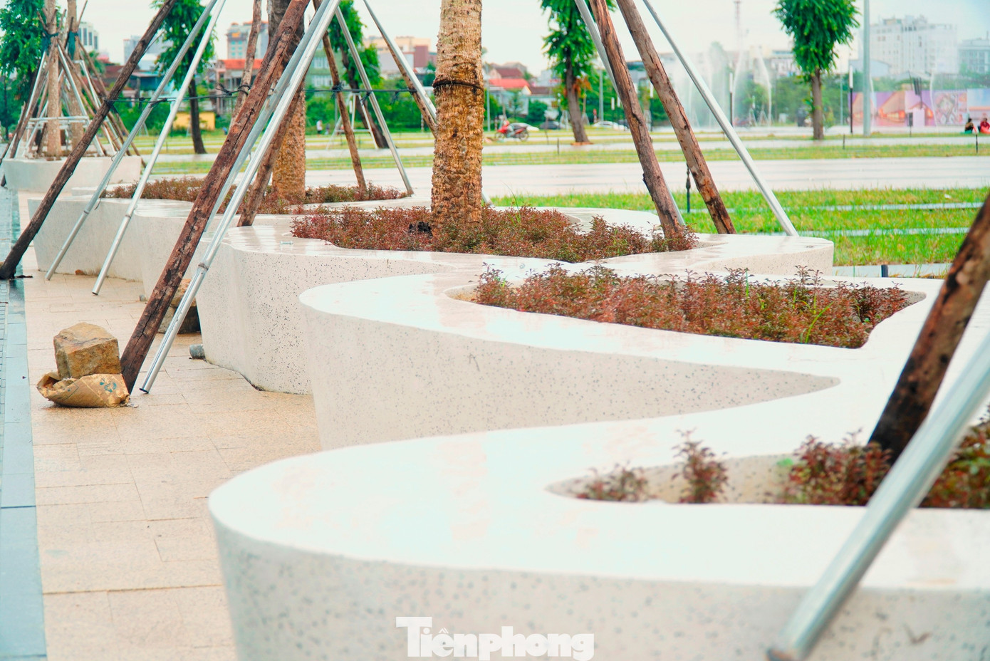 Xem trước hình ảnh quảng trường 200 tỷ ở Huế sắp khánh thành - Ảnh 15