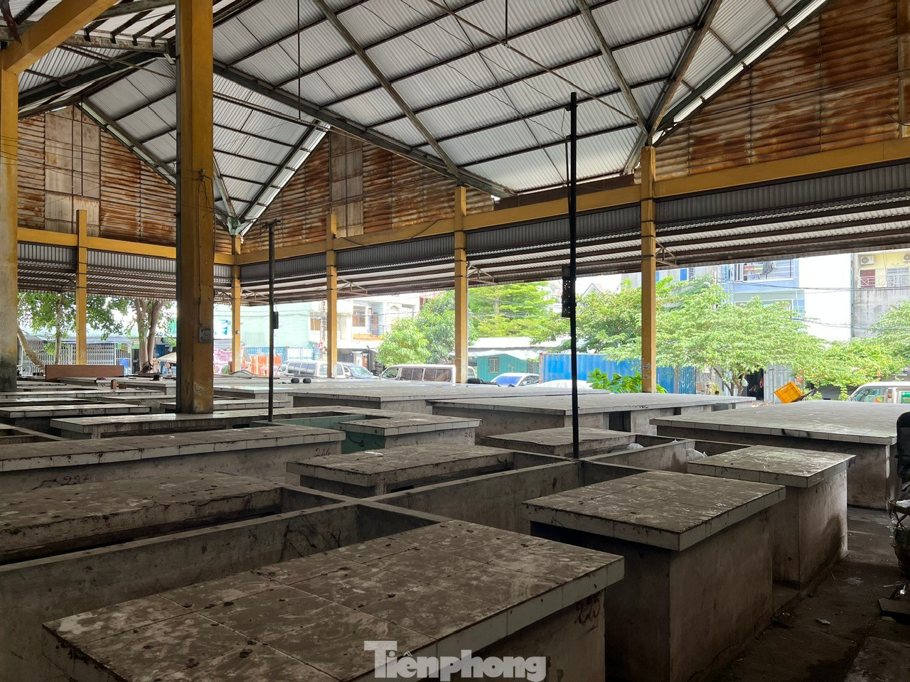 Cận cảnh 2 khu chợ tiền tỷ sắp bị giải tỏa ở TPHCM - Ảnh 7