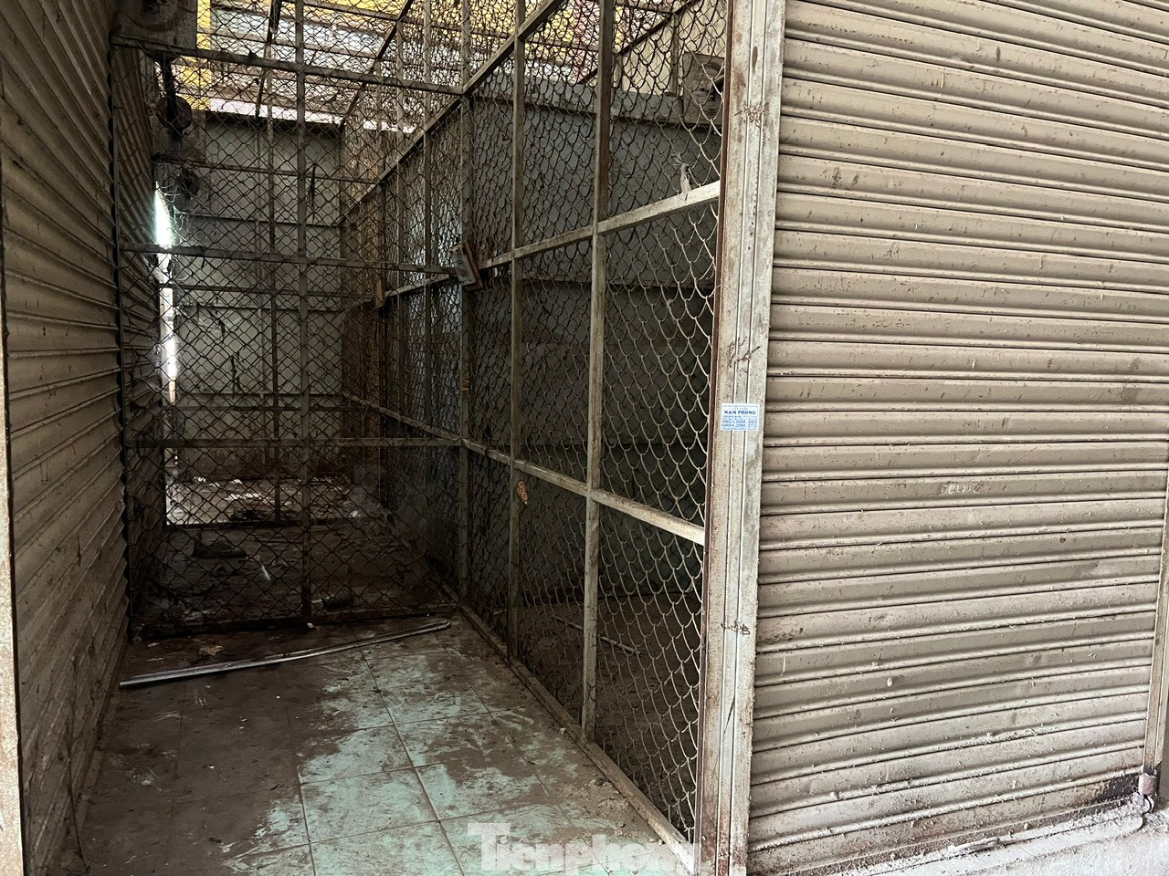 Cận cảnh 2 khu chợ tiền tỷ sắp bị giải tỏa ở TPHCM - Ảnh 8