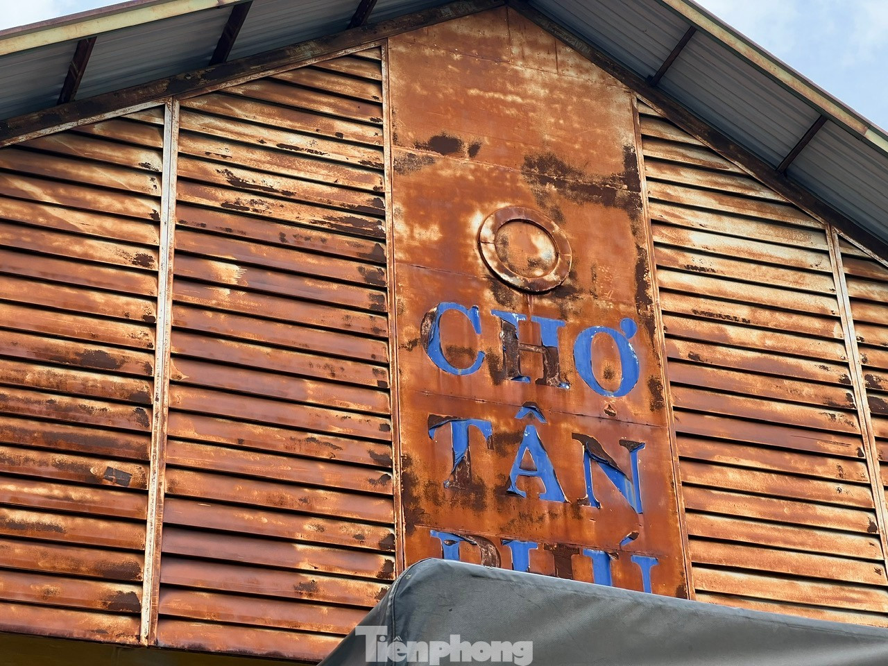 Cận cảnh 2 khu chợ tiền tỷ sắp bị giải tỏa ở TPHCM - Ảnh 9