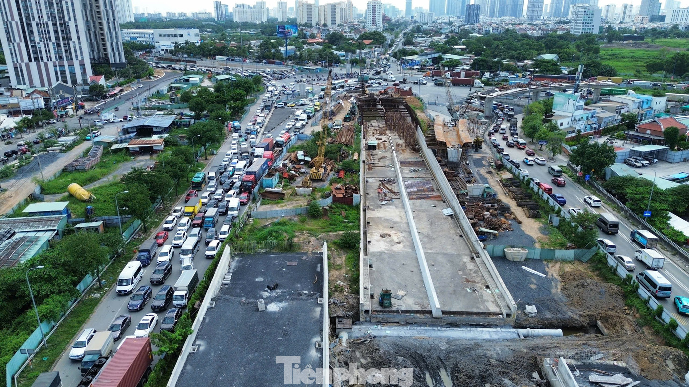 Sân bay Long Thành không thể 'về đích' một mình - Ảnh 3