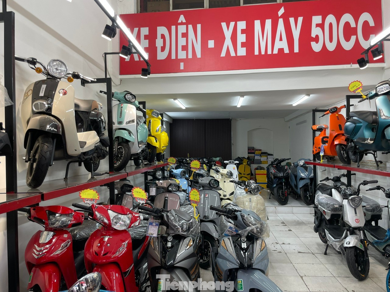 Chuyển 400.000 xe xăng sang xe điện: TPHCM tung loạt chính sách hỗ trợ ‘chưa từng có’ - Ảnh 3