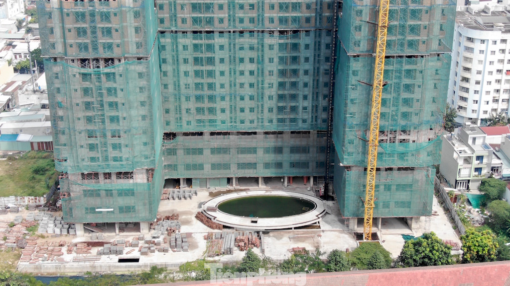 Cảnh tả tơi ở dự án Kingsway Tower, lừa bán cho gần 500 khách hàng - Ảnh 7