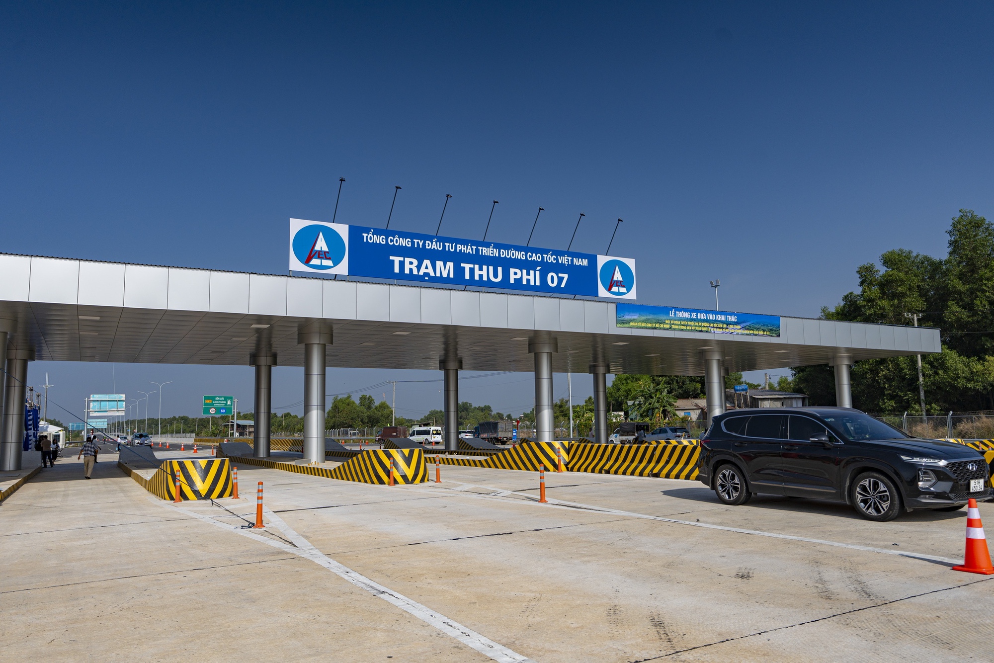 Chi tiết mức thu phí trên cao tốc Bến Lức - Long Thành từ ngày 10-8 - Ảnh 1