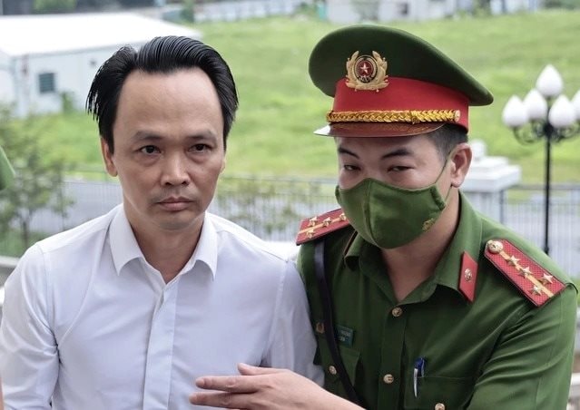 Sau phiên toà xét xử ông Trịnh Văn Quyết, FLC chốt ngày tổ chức ĐHĐCĐ bất thường, bổ sung 1 thành viên HĐQT mới - Ảnh 1