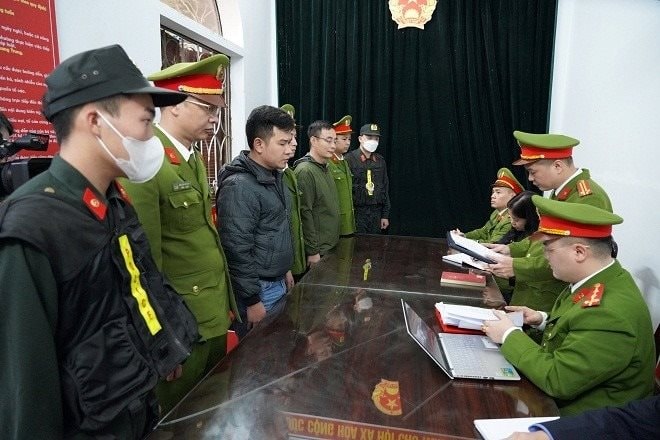 Đề nghị truy tố 2 cựu Chủ tịch Công ty trên sàn tại vụ án lừa đảo thông qua phát hành cổ phiếu - Ảnh 1