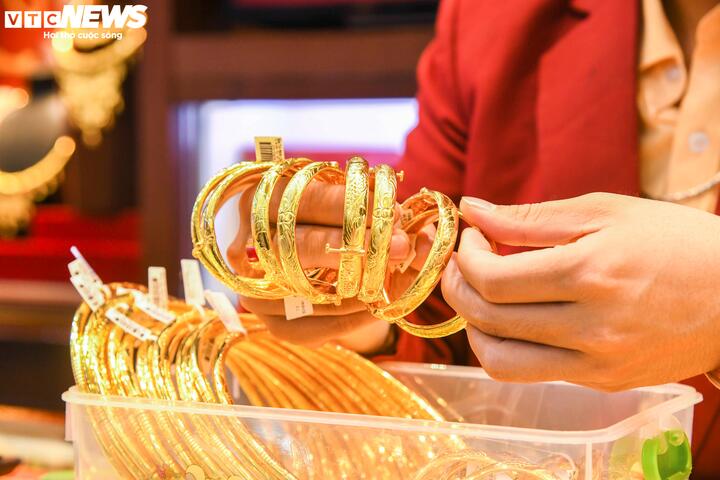 Tuần tới, nhà đầu tư vàng nên mua vào hay bán ra? - Ảnh 2