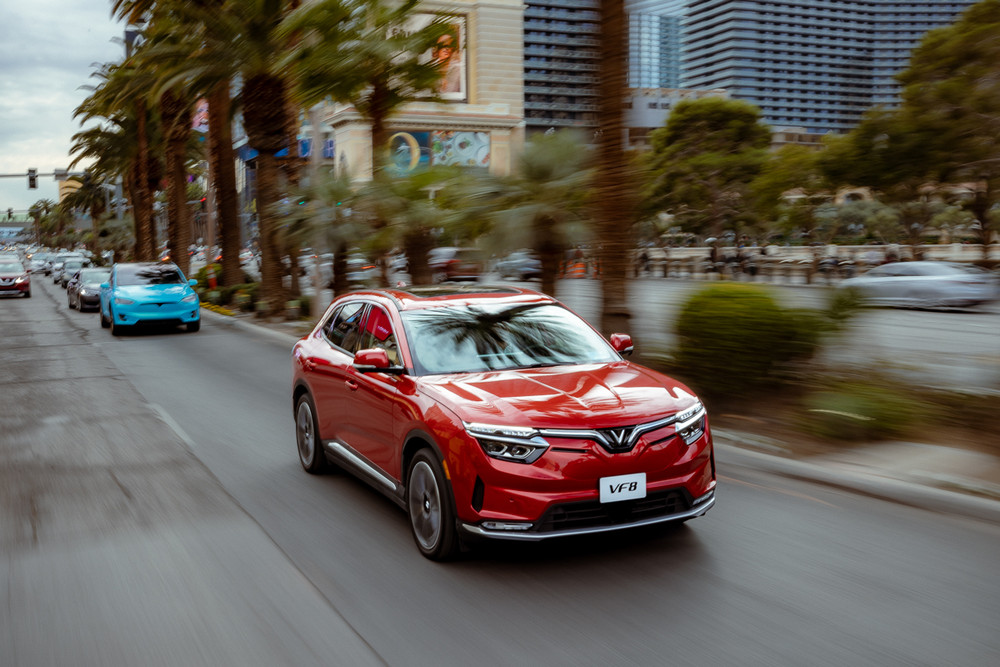 VinFast bán được bao nhiêu xe tại bang đông dân nhất nước Mỹ trong nửa đầu năm? - Ảnh 1