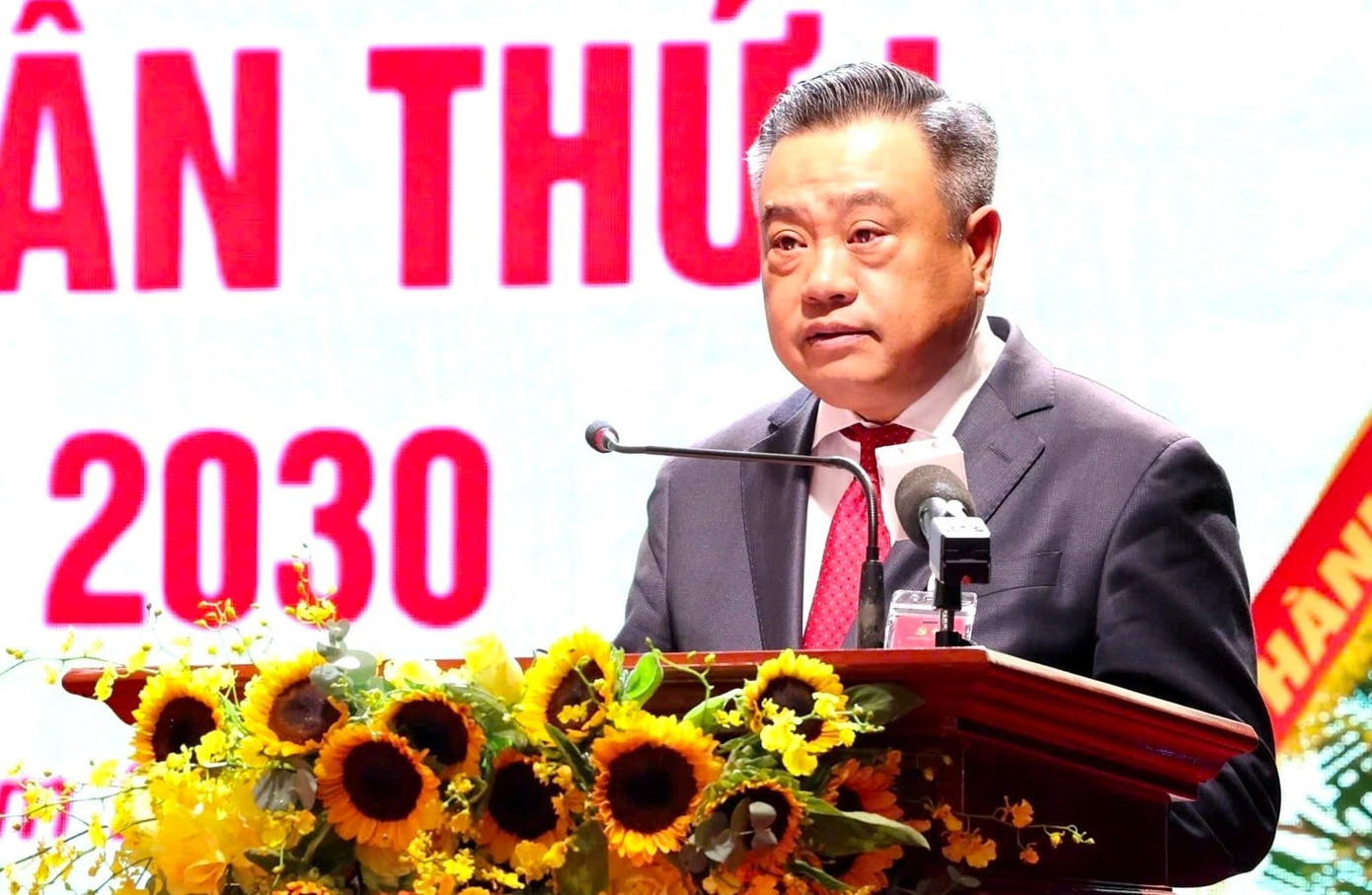 Hà Nội đặt mục tiêu GDP/người đạt 13.000 USD vào năm 2030 - Ảnh 1