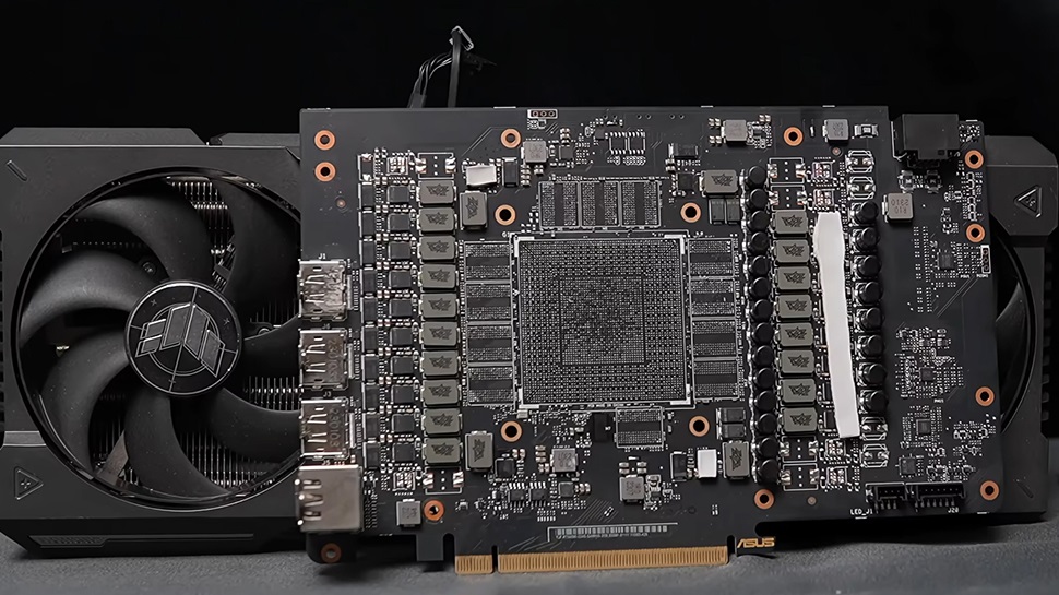 Cấm chip H20, công ty Trung Quốc vẫn "nghiện" chip NVIDIA, phải mua chip cũ để sử dụng: Lý do làm chính NVIDIA phải đau đầu - Ảnh 3