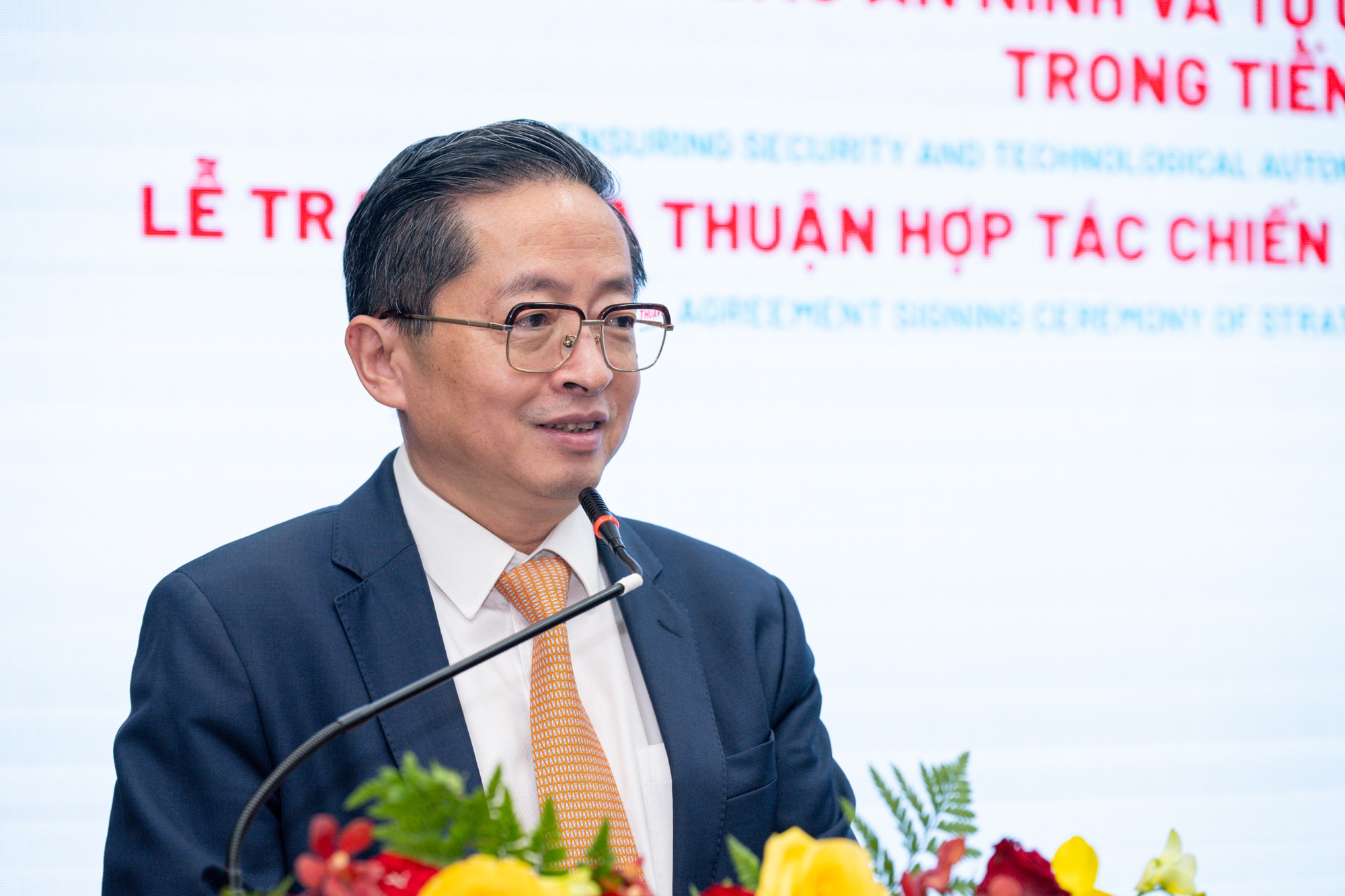 Nhìn từ con chip Căn cước 20 năm không lạc hậu, đây là những "mỏ vàng" của ngành bán dẫn Việt Nam - Ảnh 4
