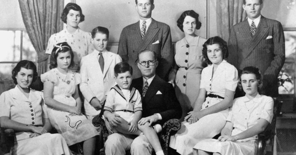 Lời nguyền gia tộc Kennedy: Hào quang và nước mắt kéo dài nhiều thế hệ