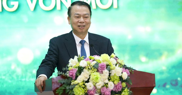 Chứng khoán sau 25 năm, cần thay đổi về chất, đưa thị trường lên tầm cao mới