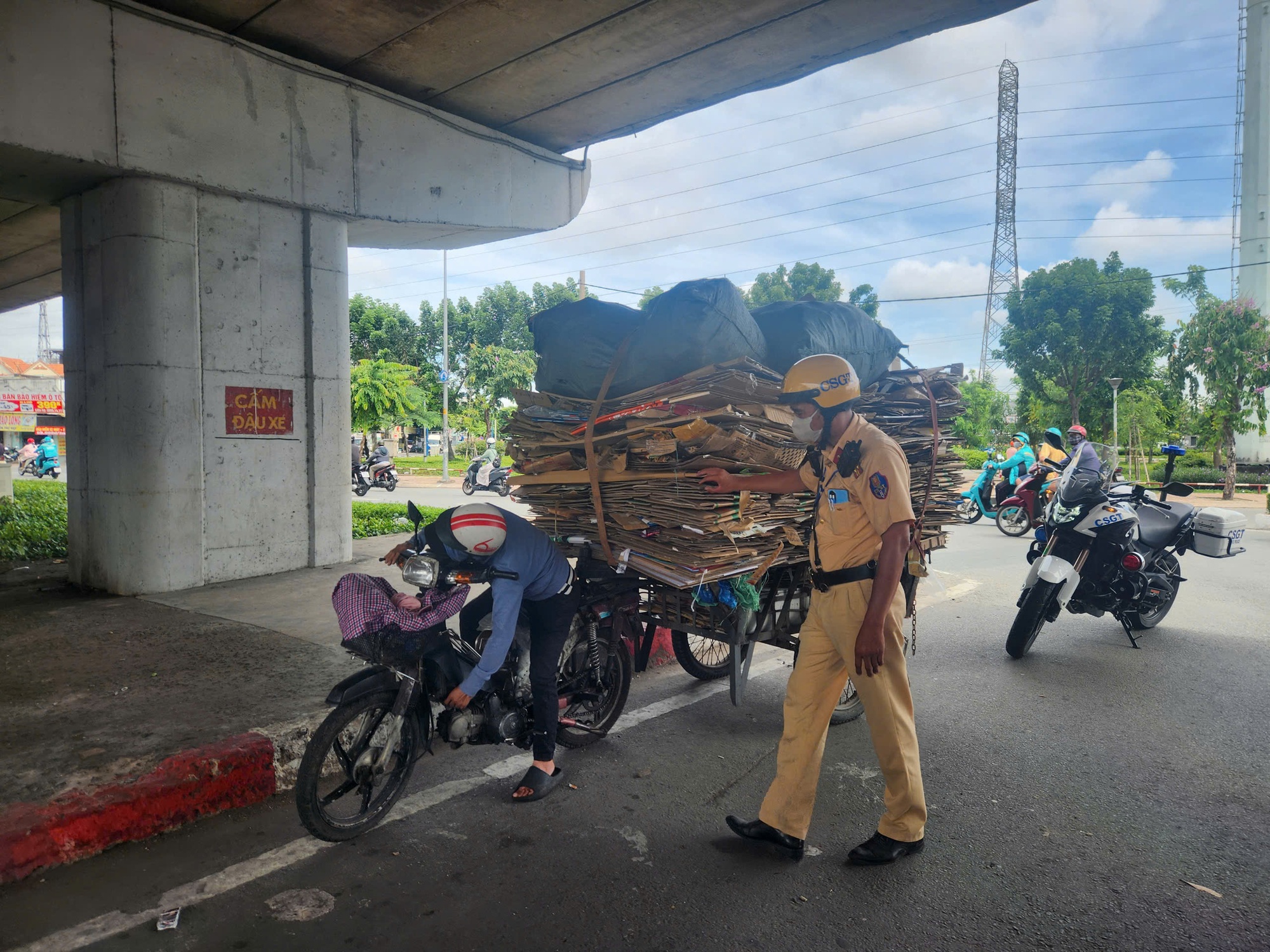 CSGT TP HCM đưa ra thông tin nhiều người dân cần biết - Ảnh 1