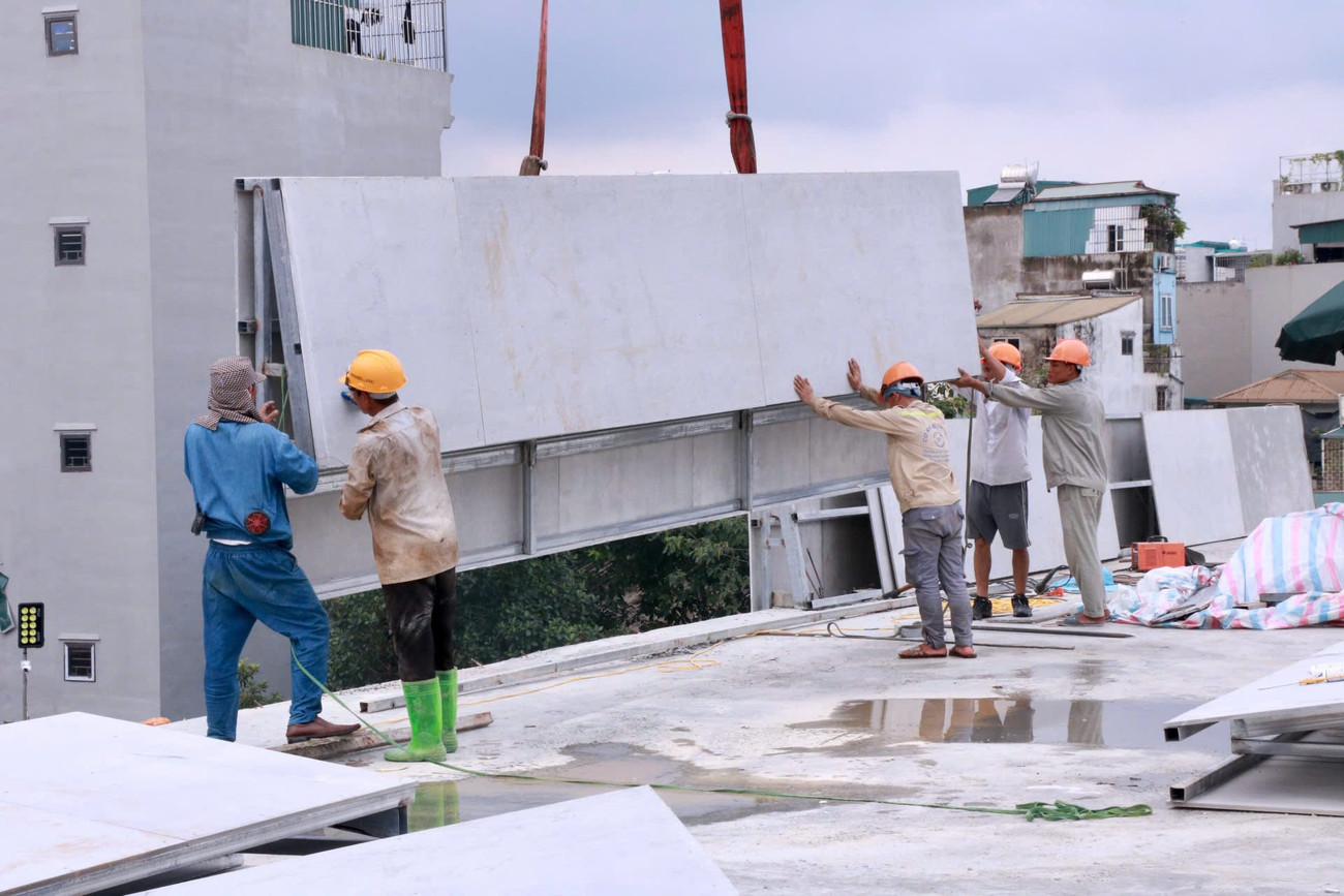 Dự án đường cao tốc kết hợp đường sắt đô thị V+ lộ diện - Ảnh 1