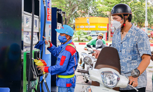 Giá xăng đồng loạt tăng, giá dầu giảm - Ảnh 2