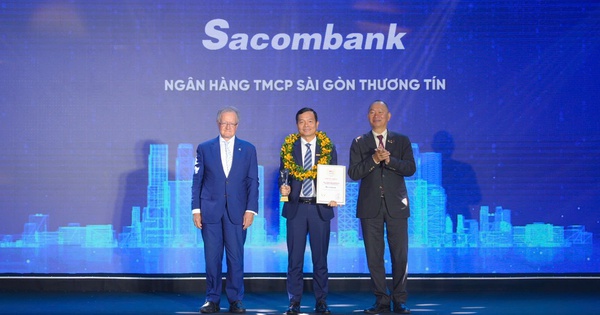 Sacombank vào Top 10 Ngân hàng Thương mại Việt Nam uy tín 2025