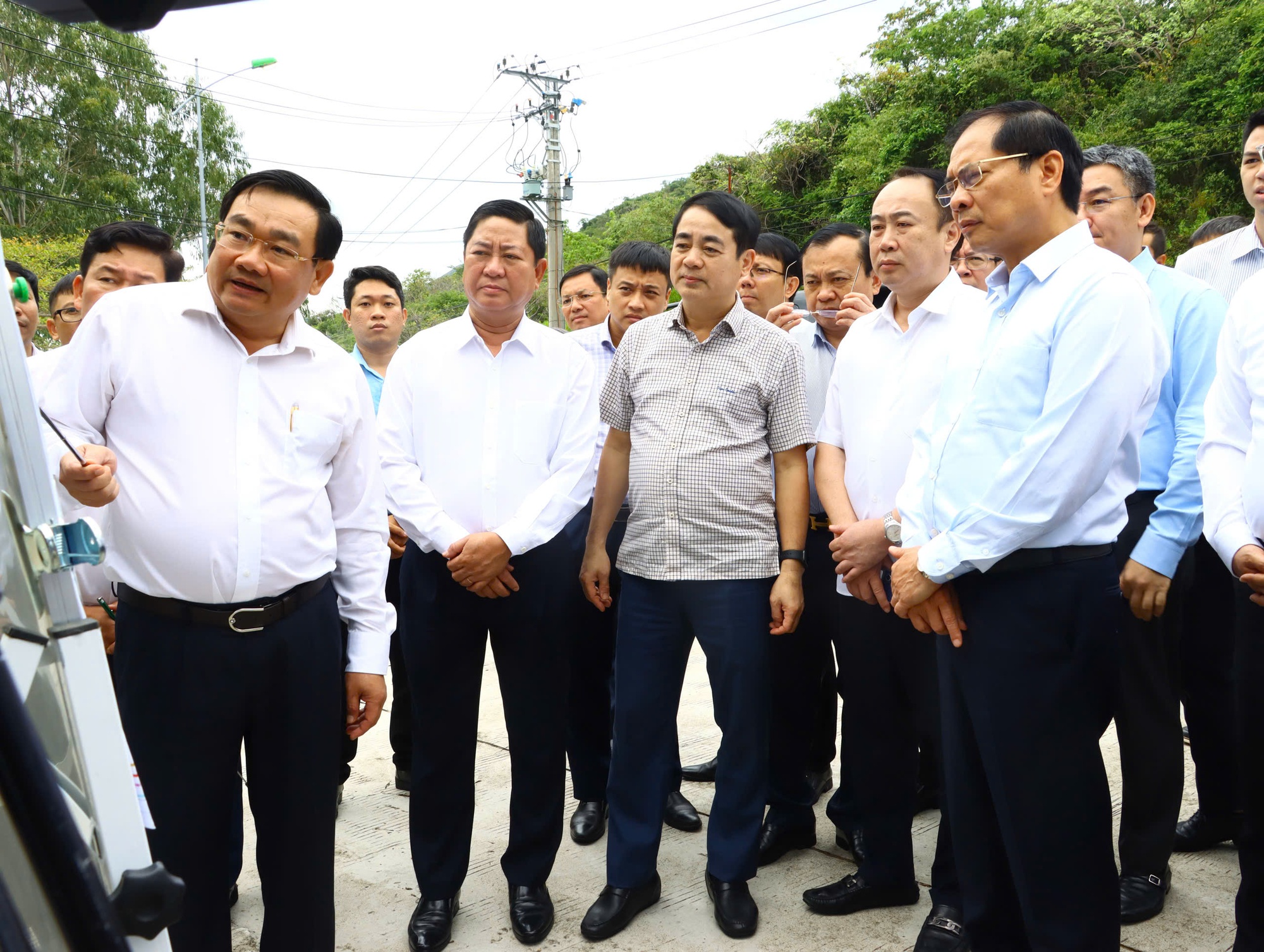 Tách giải phóng mặt bằng điện hạt nhân Ninh Thuận thành dự án độc lập - Ảnh 1