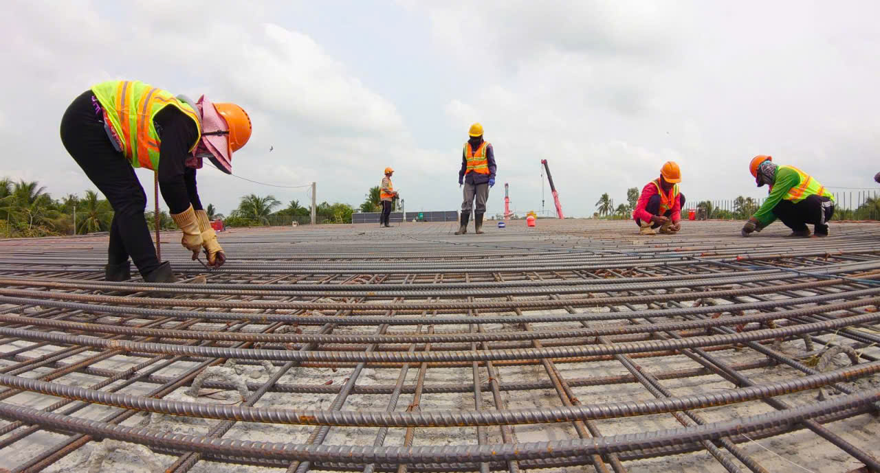 Cao tốc Châu Đốc - Cần Thơ - Sóc Trăng đảm bảo thông xe kỹ thuật vào cuối năm - Ảnh 2