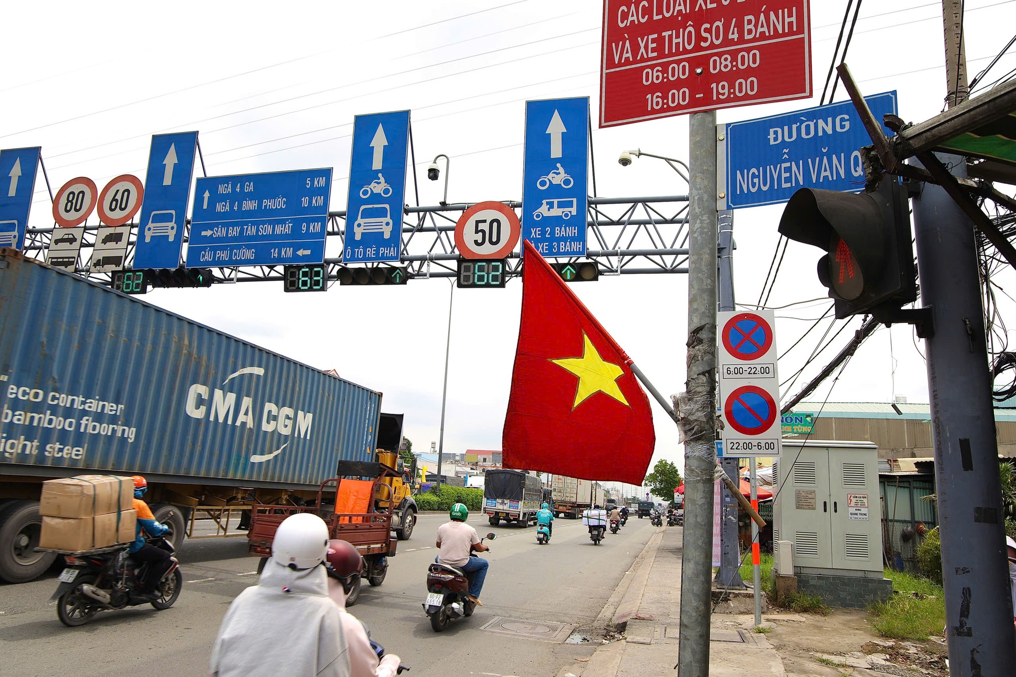 Hình ảnh Ngã tư Đình trước giờ G khởi công cầu vượt - Ảnh 4