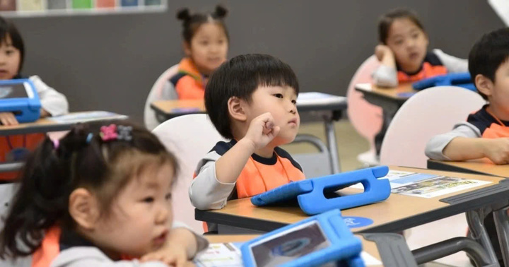 'Nhà trẻ thành trường luyện thi': Sự thật ám ảnh về giáo dục sớm ở Hàn Quốc - Ảnh 1