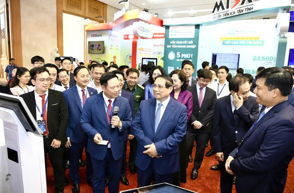 Phát triển bền vững, Agribank nằm trong nhóm ngân hàng nộp ngân sách lớn nhất Việt Nam - Ảnh 2