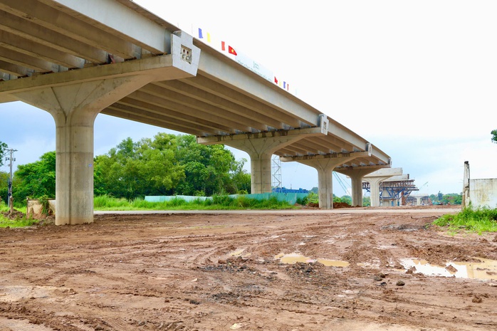 Đẩy mạnh nhiều dự án để đảm bảo kết nối đồng bộ TP HCM - Sân bay Long Thành - Ảnh 7