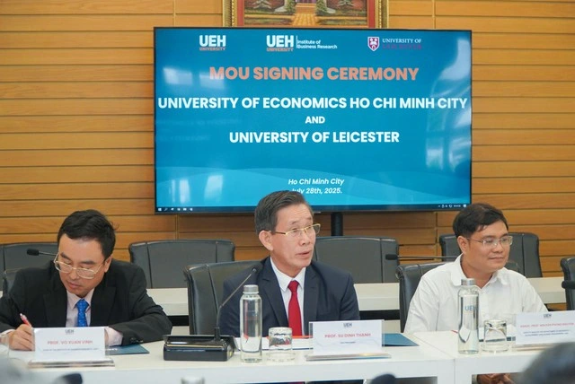 Đại học Kinh tế TP.HCM và Đại học Leicester của Anh ký hợp tác toàn diện - Ảnh 1