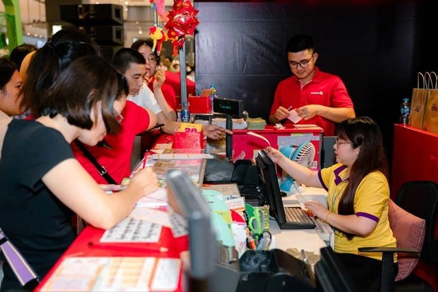 Độc đắc xổ số Lotto 5/35 vượt 12 tỉ đồng, người chơi mua vé chờ chia giải - Ảnh 1