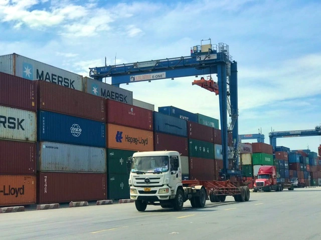 'Ô tô tại TP.HCM nếu bị áp khí thải mức 5 sẽ gây tác động rất lớn' - Ảnh 1