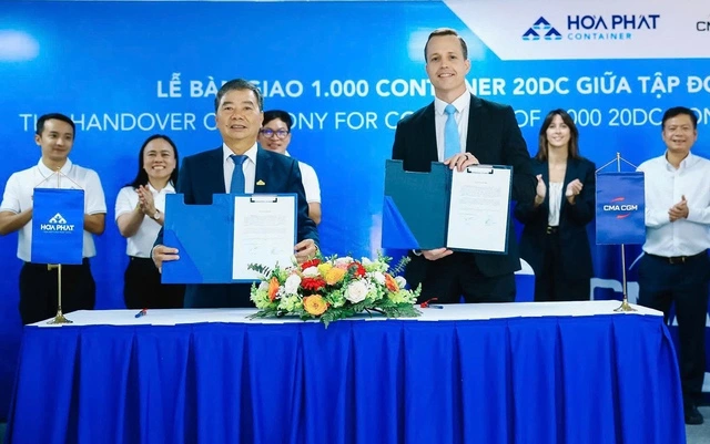 Hòa Phát bàn giao 1.000 container cho hãng tàu top 3 thế giới - Ảnh 1