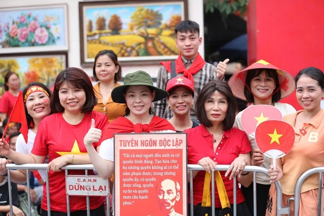 Tổ quốc trong tim ta - Ảnh 2