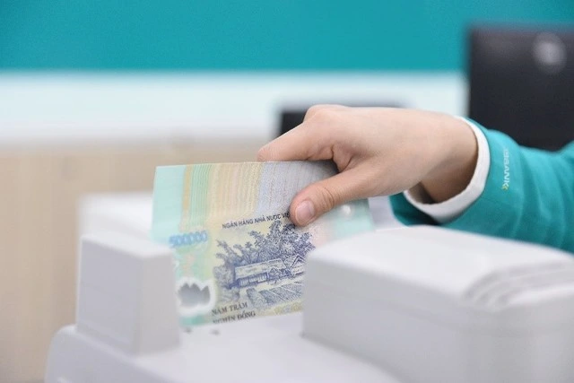 Quả ngọt từ cải tổ bộ máy: ABBANK bứt phá mạnh mẽ nửa đầu năm 2025 - Ảnh 2