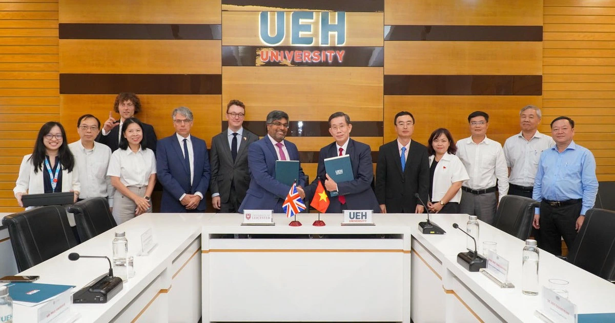 Đại học Kinh tế TP.HCM và Đại học Leicester của Anh ký hợp tác toàn diện